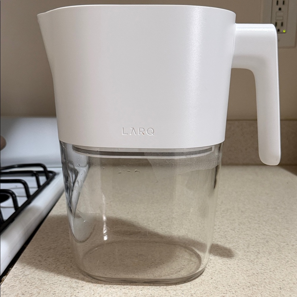 LARQ White Water Pitcher